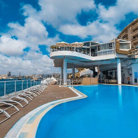 Хостел The Seafront Tower Слима Экстерьер фото